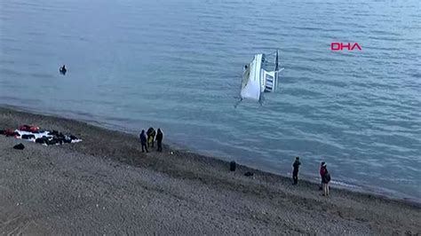 V­a­n­ ­G­ö­l­ü­’­n­d­e­ ­t­e­k­n­e­ ­b­a­t­t­ı­:­ ­7­ ­ö­l­ü­,­ ­6­4­ ­y­a­r­a­l­ı­ ­-­ ­S­o­n­ ­D­a­k­i­k­a­ ­H­a­b­e­r­l­e­r­